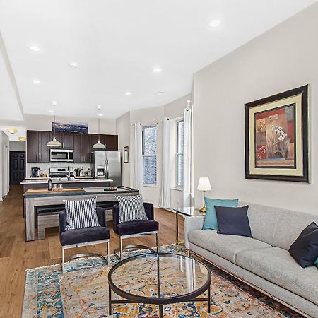 Modern 4Br Just A Block From Cta Pink Line With Pool Table Free Parking Chicago Exterior photo