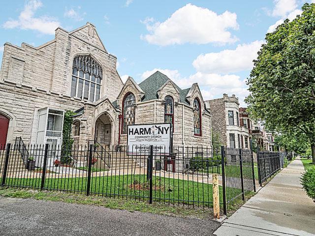 Modern 4Br Just A Block From Cta Pink Line With Pool Table Free Parking Chicago Exterior photo